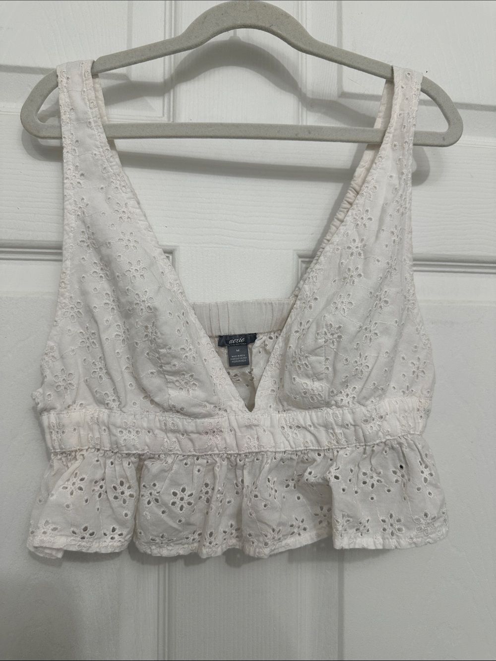 aerie White Eyelet V-Neck Ruffled Crop Top